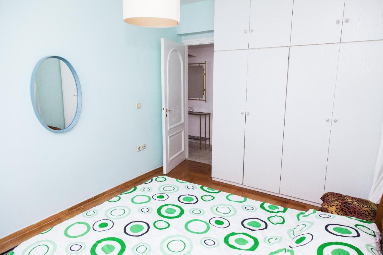 Sunny Apartment Near Metro Station アテネ エクステリア 写真